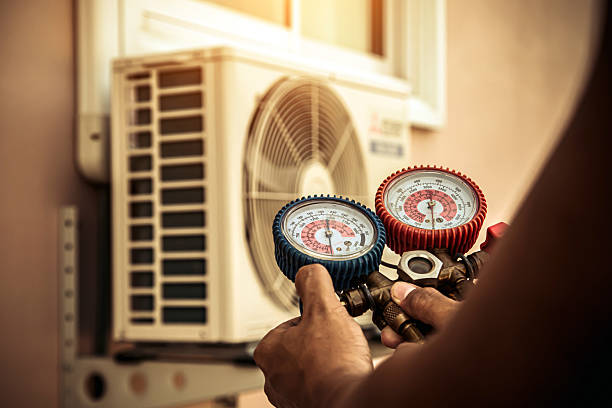Professional Hvac technician working in Princeton, NJ